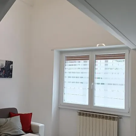 Handy&rivieni2 Lägenhet