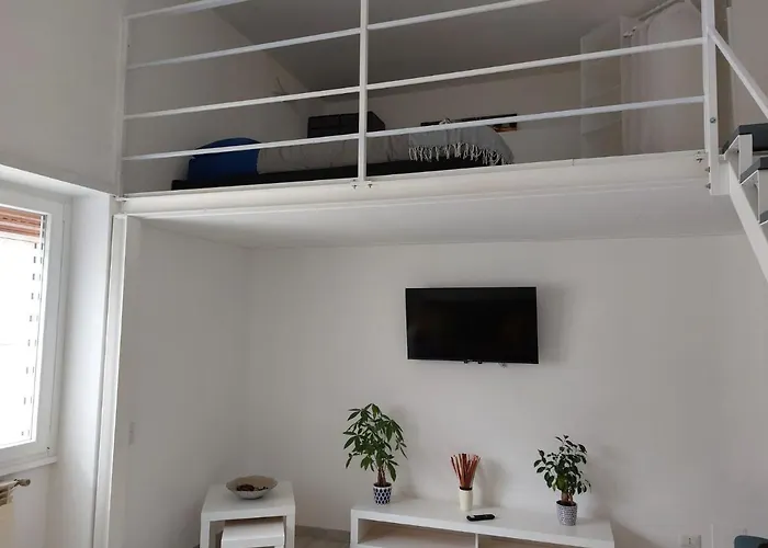 Handy&rivieni2 Řím